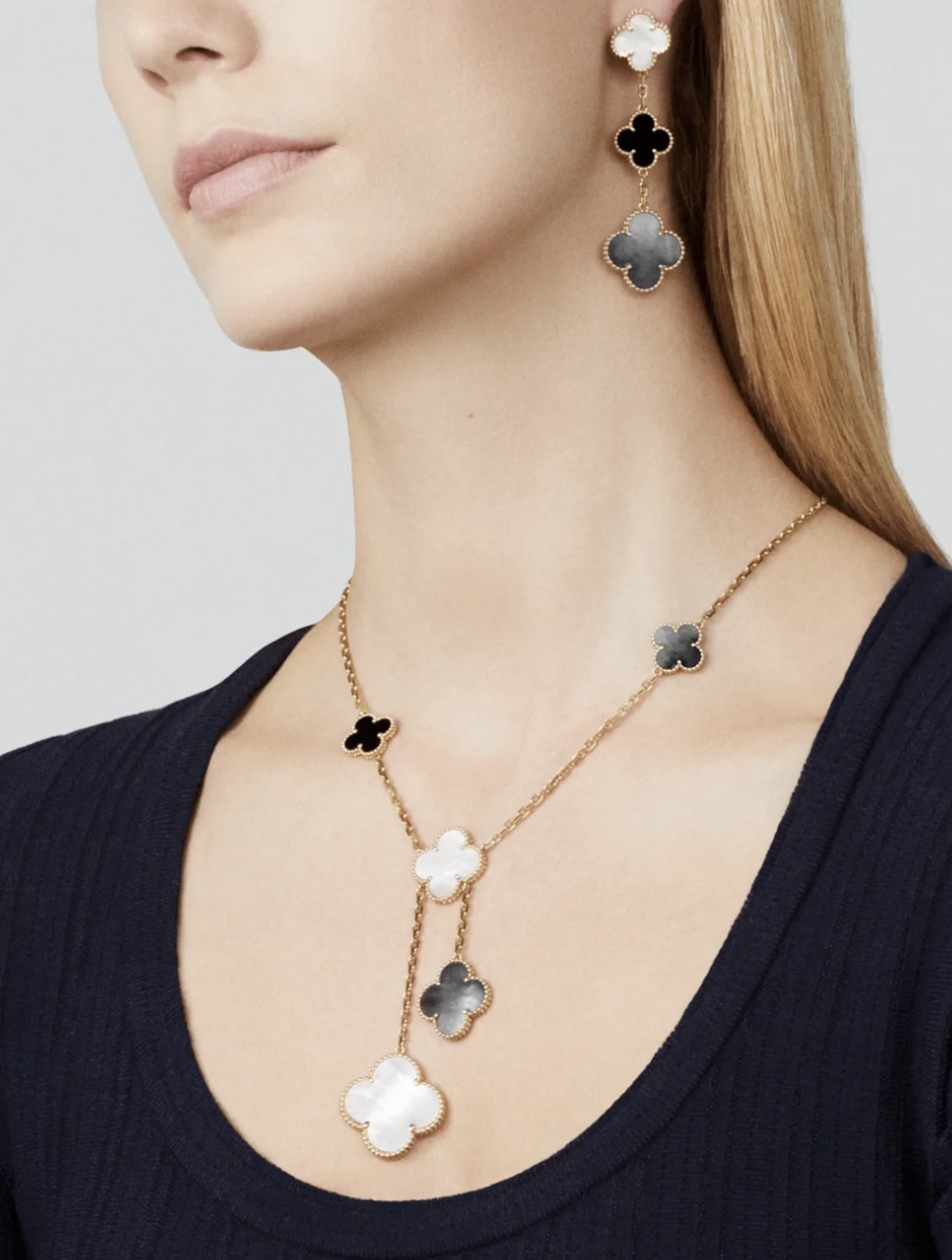 3 Four-Leaf Clover Mother-of-Pearl Earrings Item No.0480