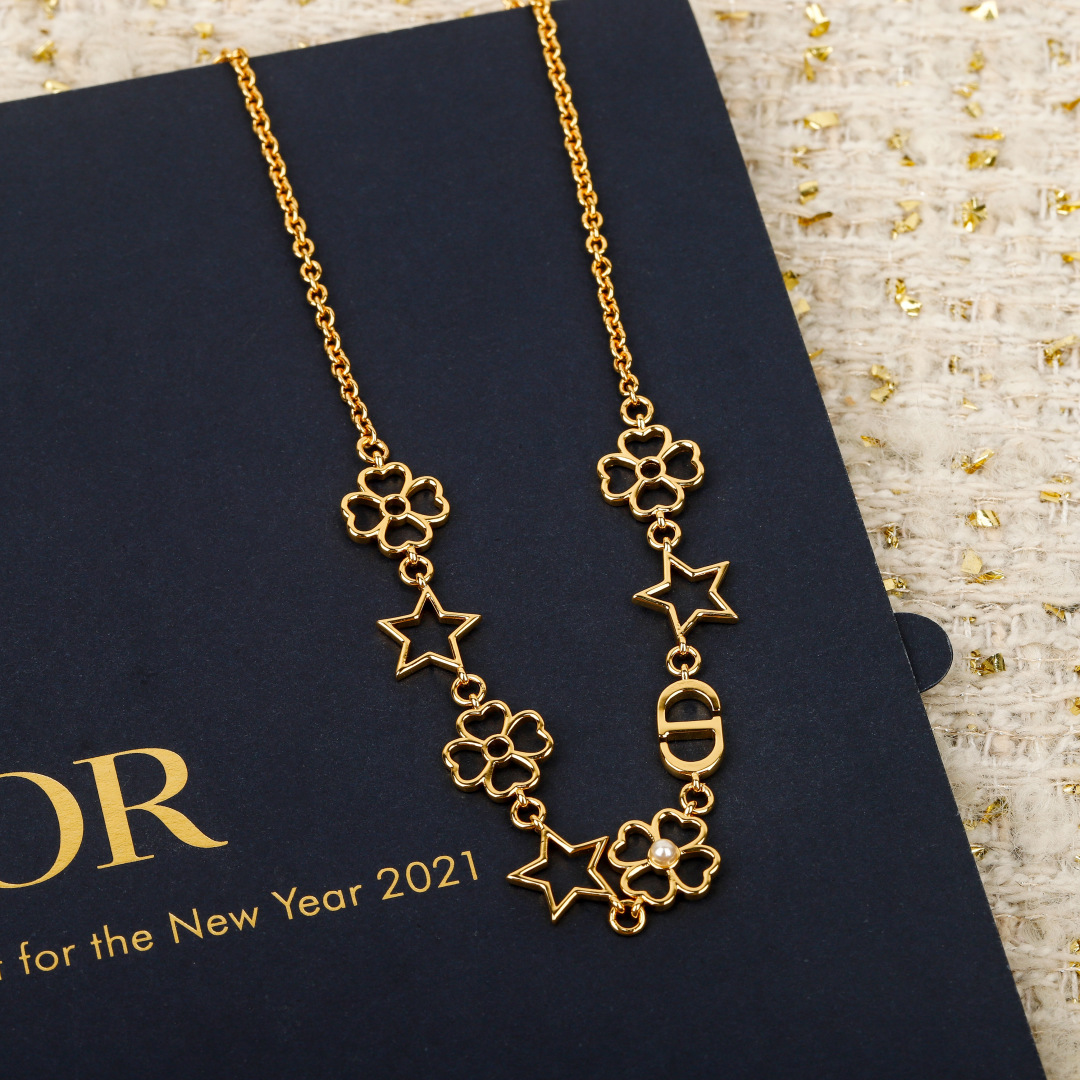 CD Hollow Multi-Star Grass Necklace Item No.250488