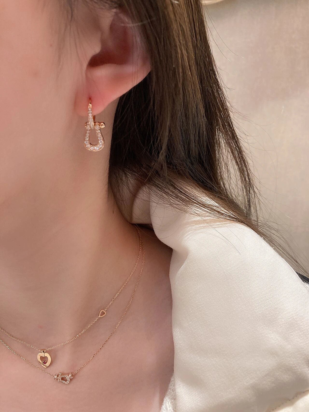 Horseshoe Earrings Item No.211008