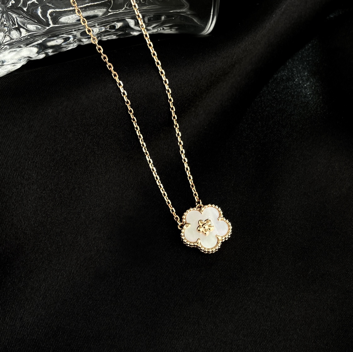 Plum Blossom Mother-of-Pearl Necklace Item No. 3529