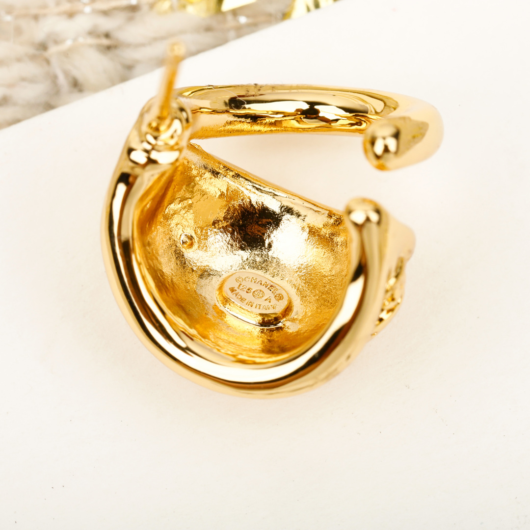 Half-circle double C Earrings Item No.250377