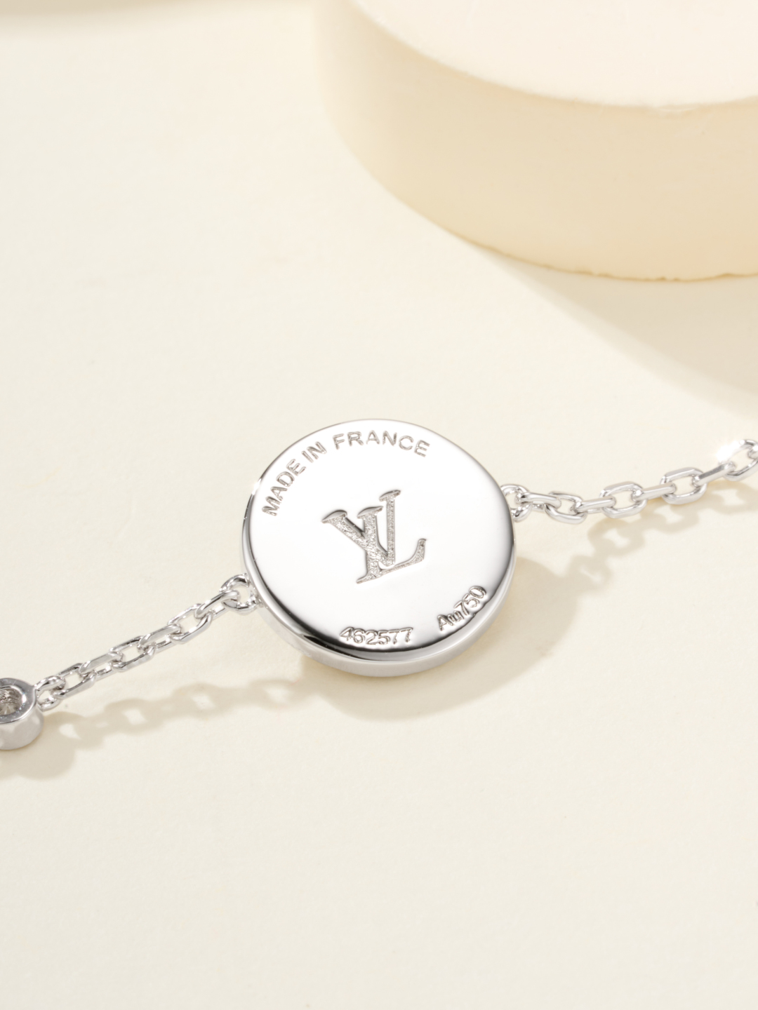 Four-leaf Clover Diamond Bracelet Item No. 13578