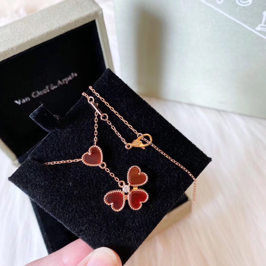 Heart Carnelian Necklace Item No. 053090