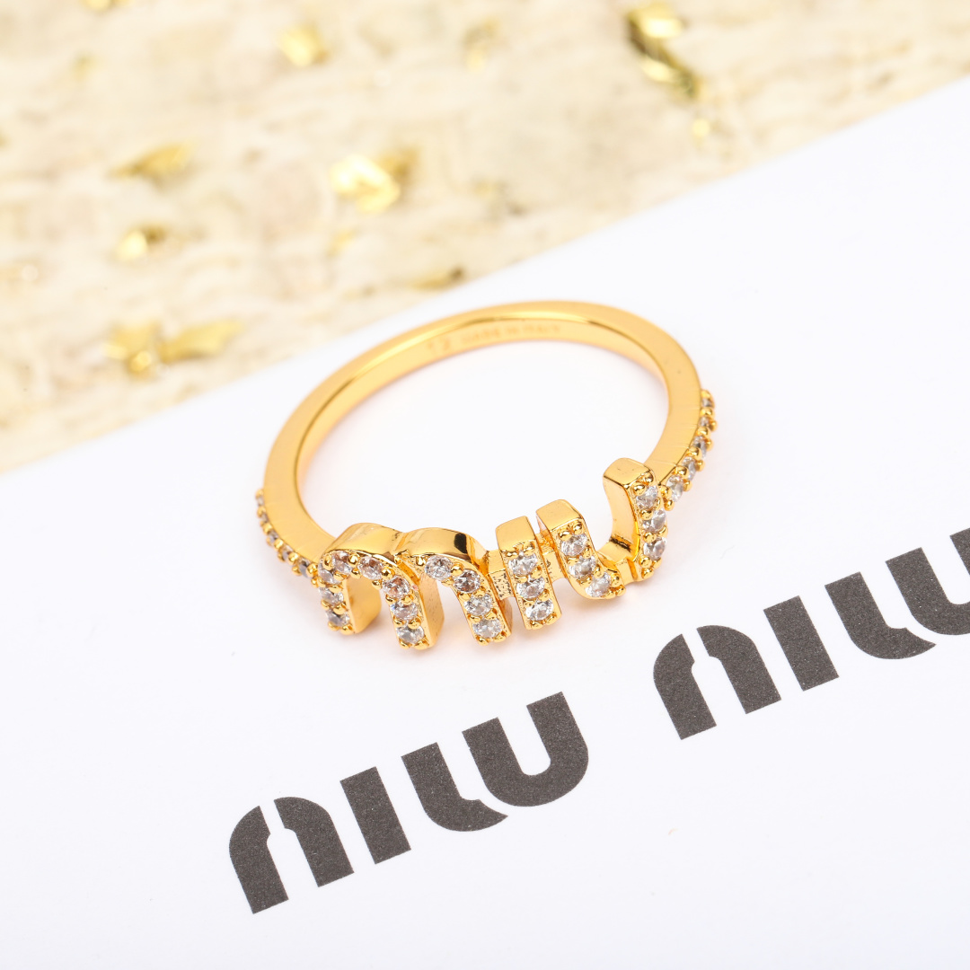 Miu Full Diamond Ring Item No.205571