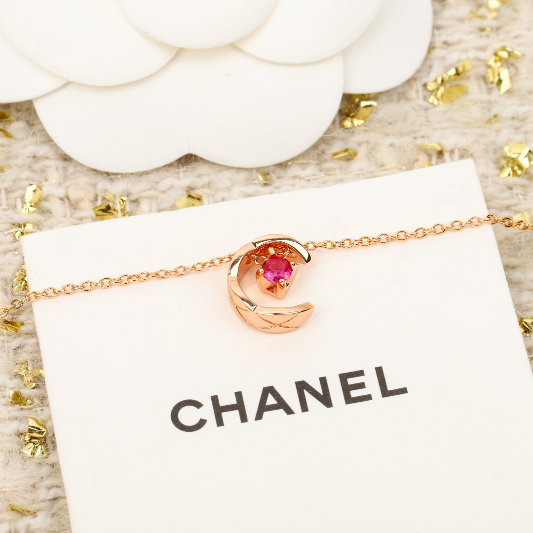 Coco Moon Necklace Item No. 205995
