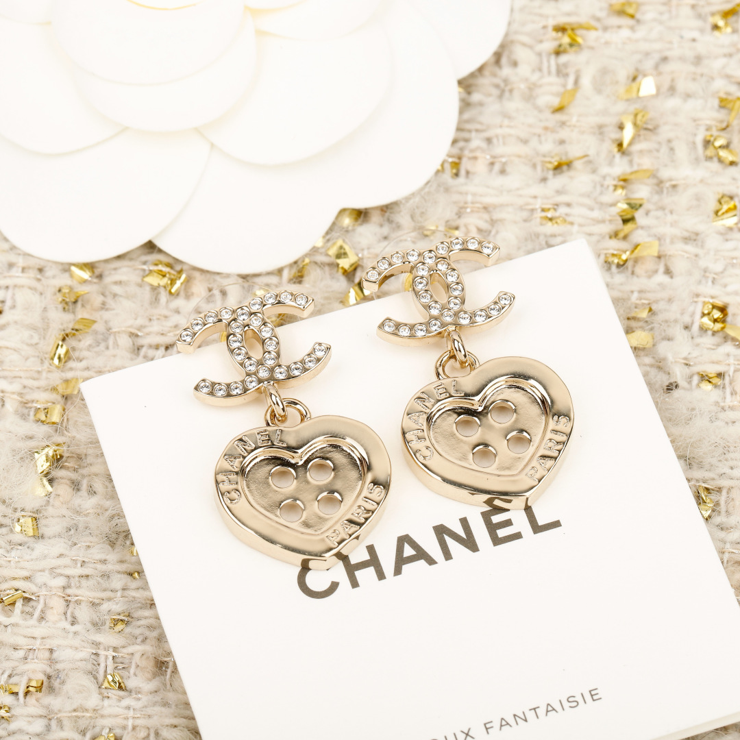 Love double C earrings Item No.250517