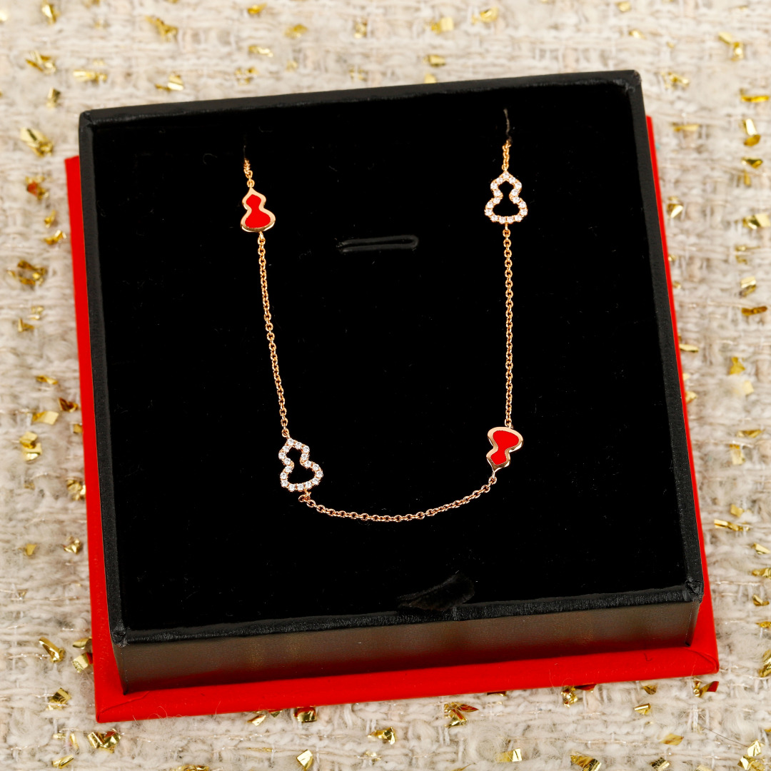 Mini Gourd Necklace Item No.250436