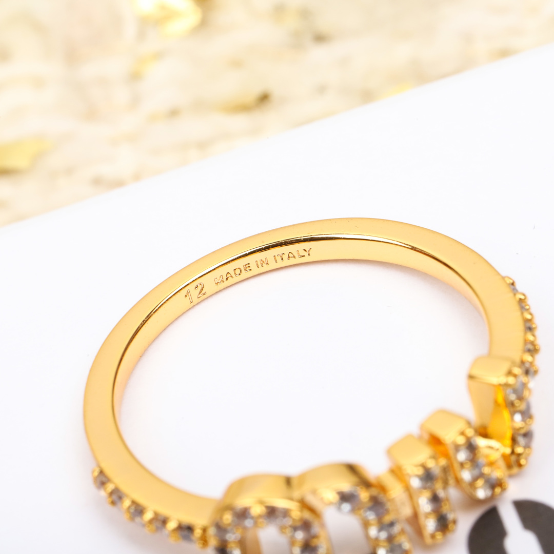 Miu Full Diamond Ring Item No.205571