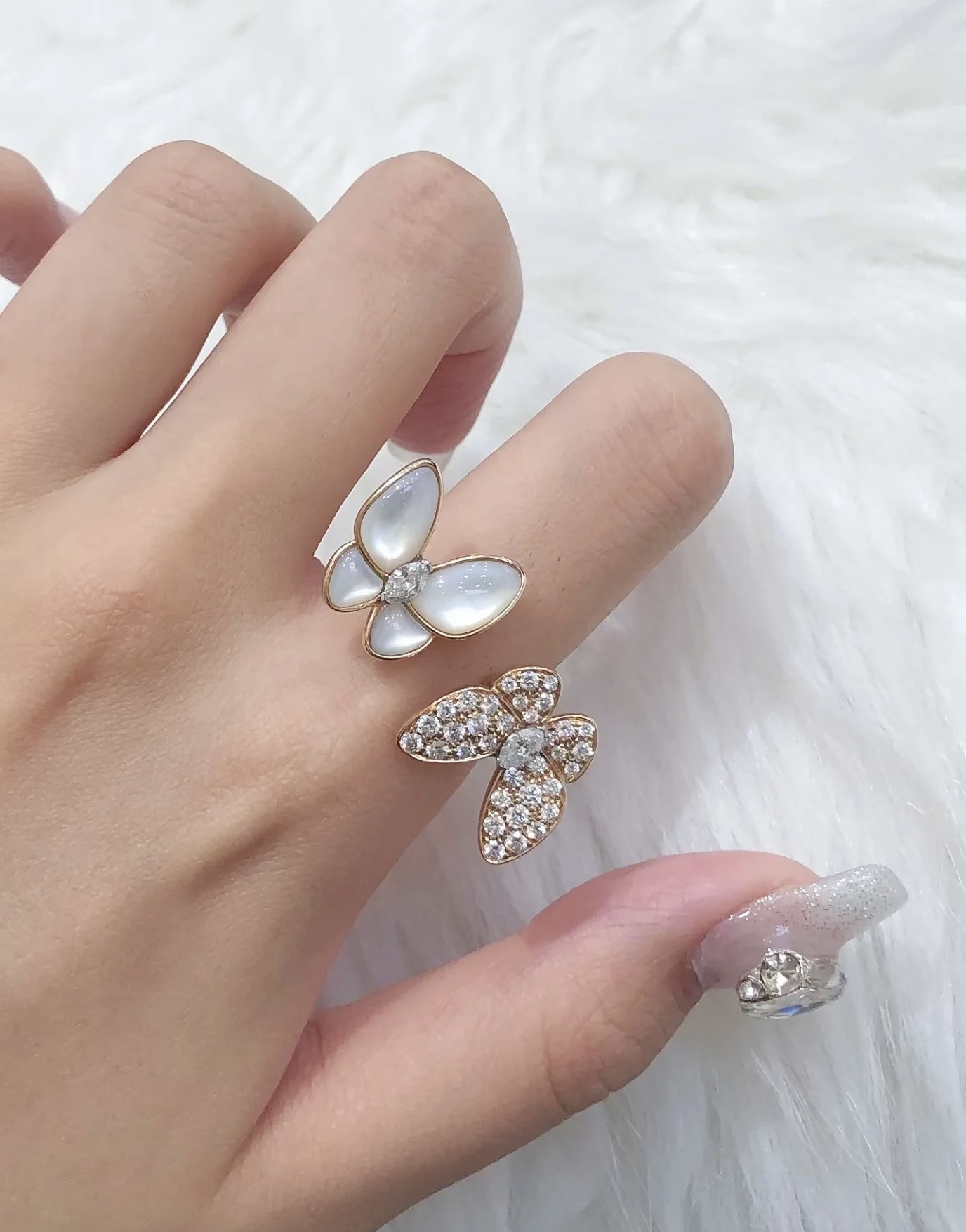 Mother of Pearl Butterfly Ring Item No. 80240