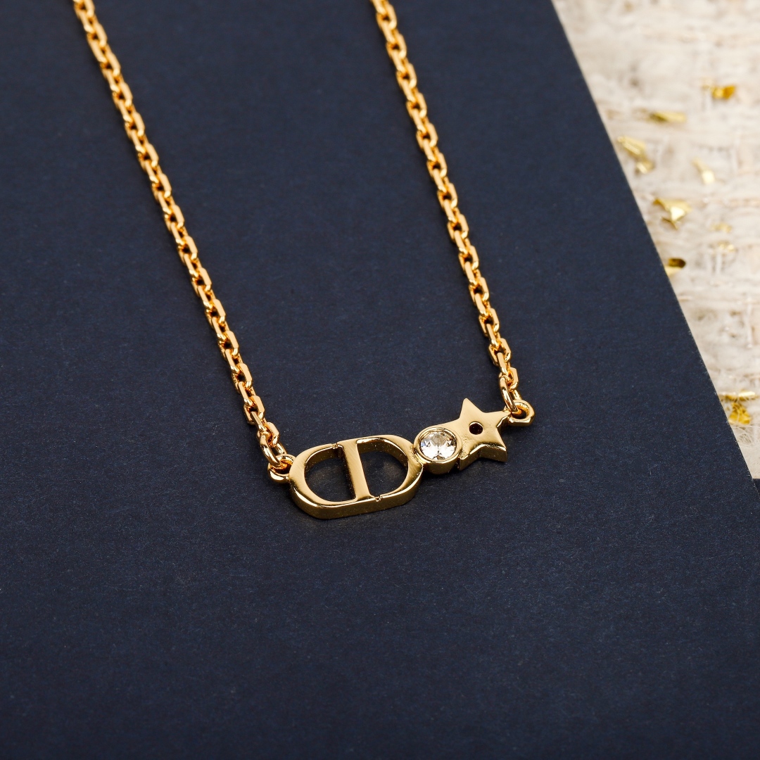 CD Star Diamond Necklace Item No.250428
