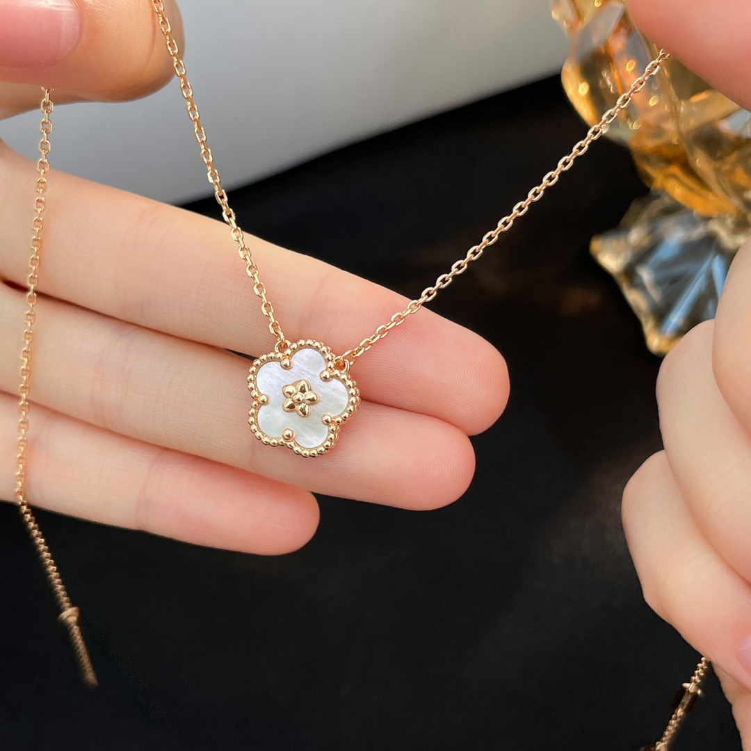 Plum Blossom Mother-of-Pearl Necklace Item No. 3529