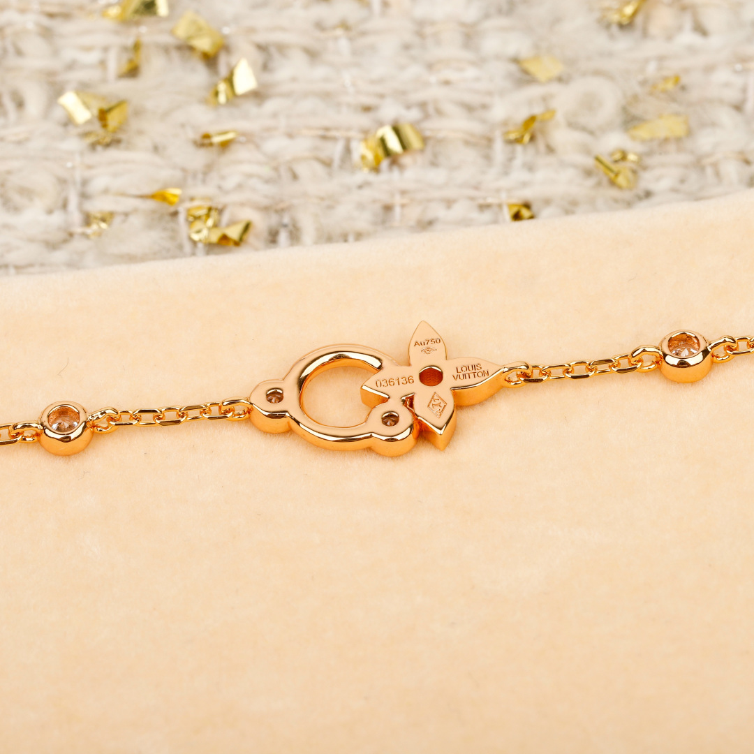 Idylle Blossom Bracelet Item No.250456