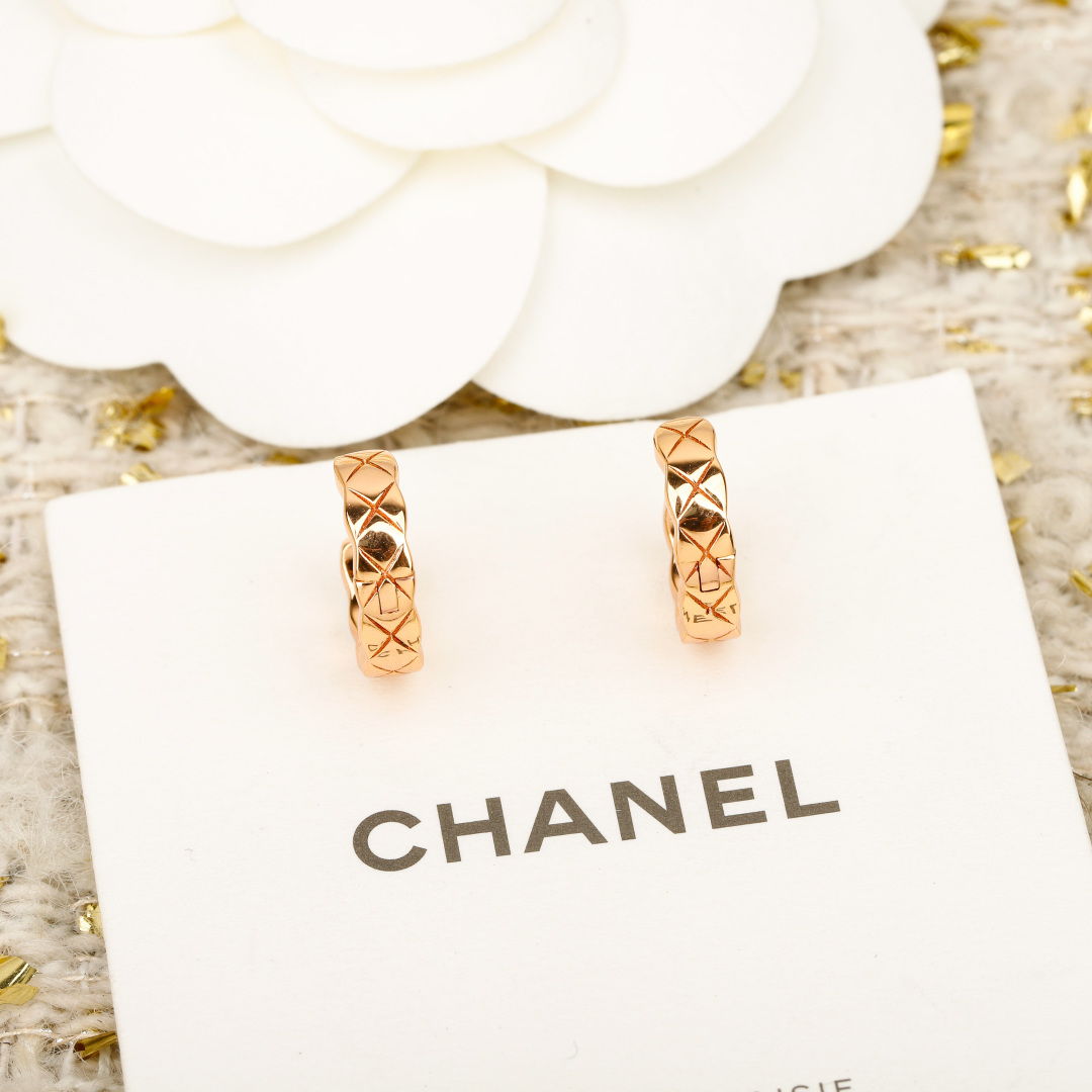 Diamond Coco crush earrings Item No.250455