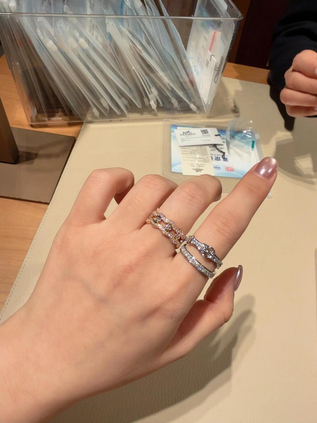 Double Diamond Ring Item No.250519
