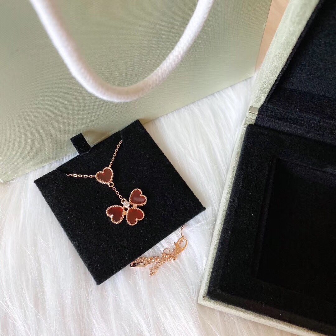 Heart Carnelian Necklace Item No. 053090
