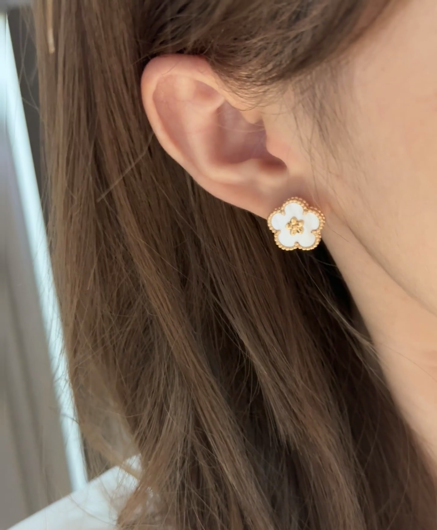 Plum Blossom Mother-of-Pearl Earrings Item No. 15838