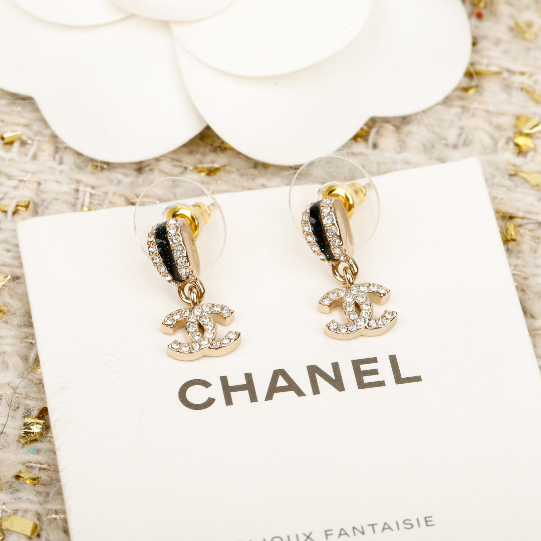 25B Black Epoxy Double C Earrings Item No.250498
