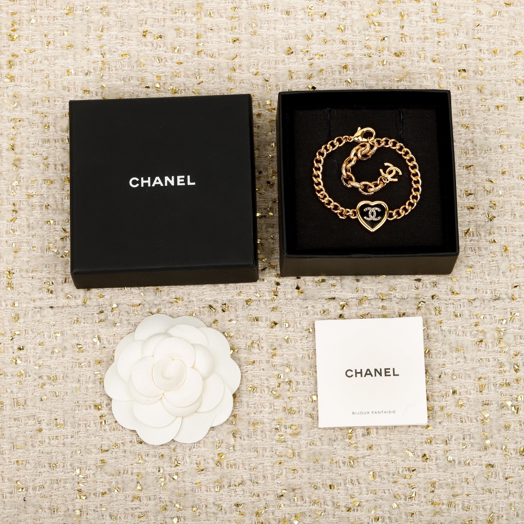 Love Double C Bracelet Item No.250479