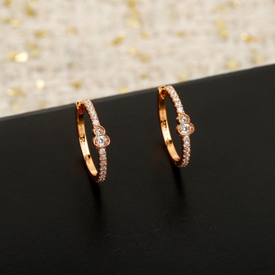 MINI Gourd Diamond Earrings Item No.250432