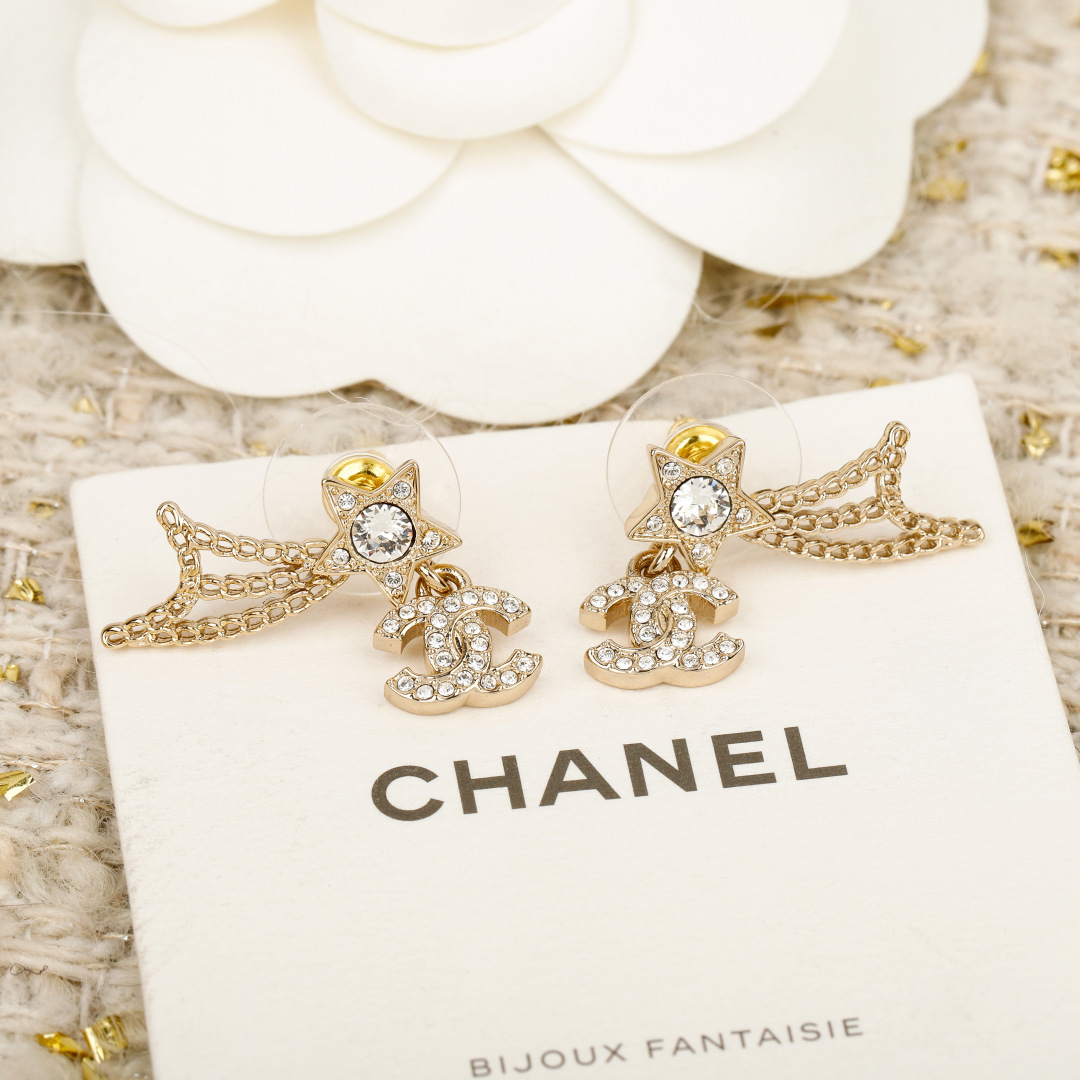 Meteor Double C Earrings Item No.250497