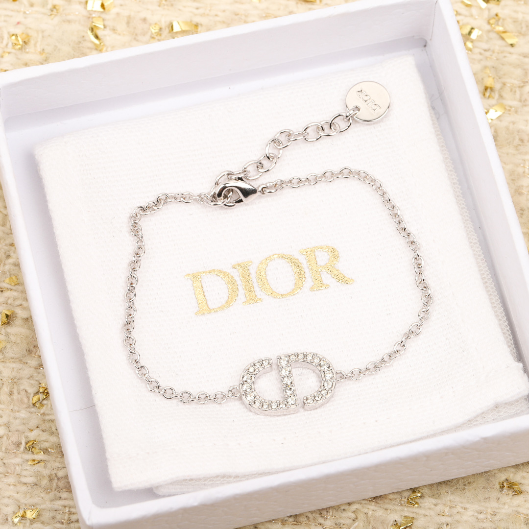 CD Diamond Bracelet Item No.208600