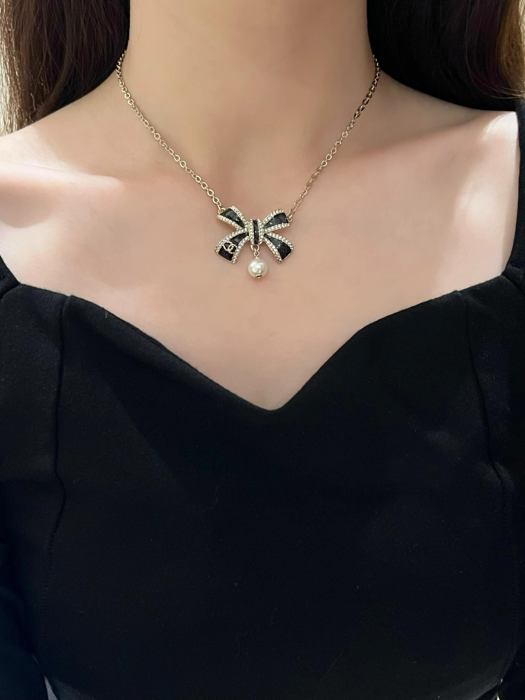 25B Bow Necklace Item No.250460