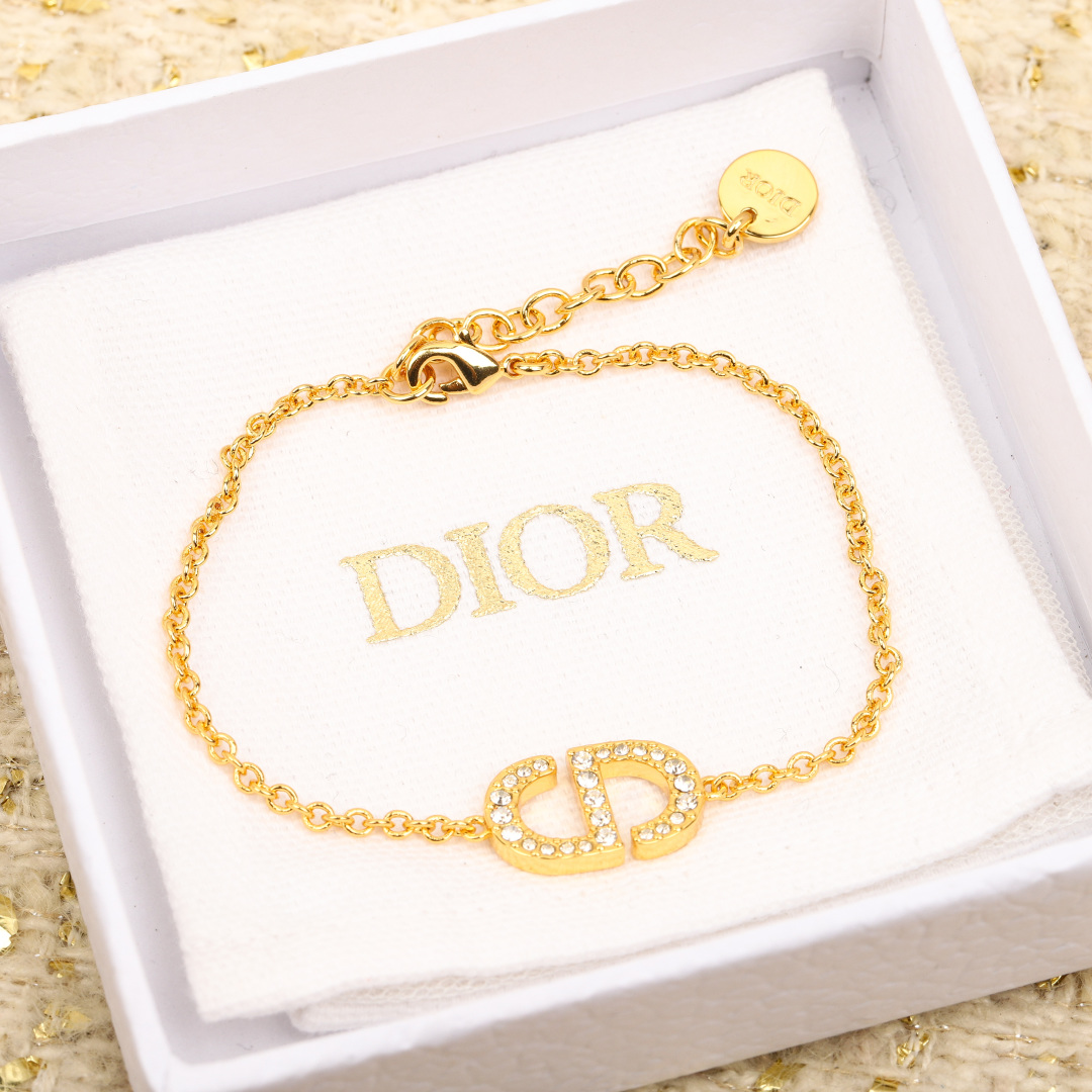 CD Diamond Bracelet Item No.208600