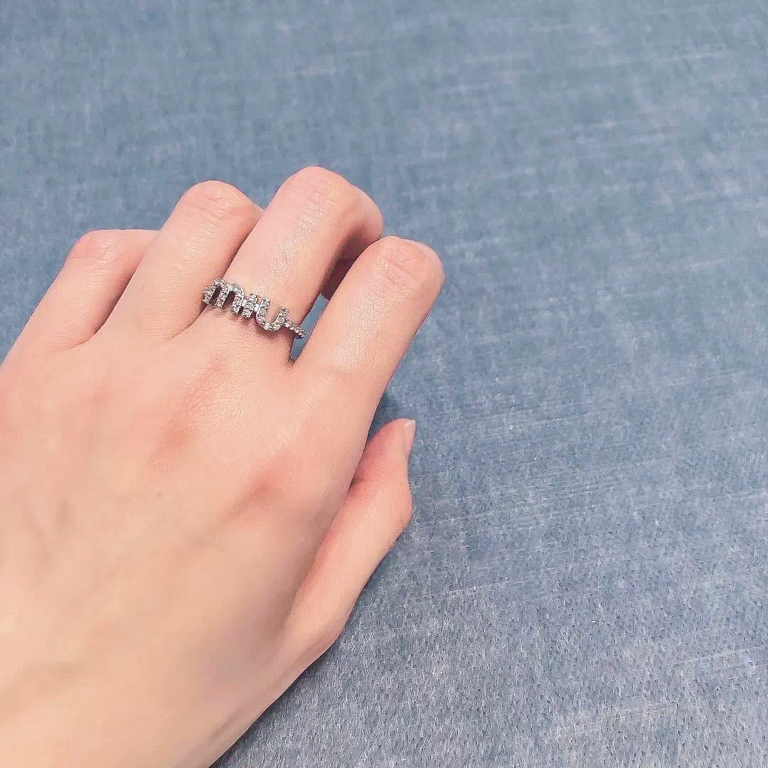 Miu Full Diamond Ring Item No.205571