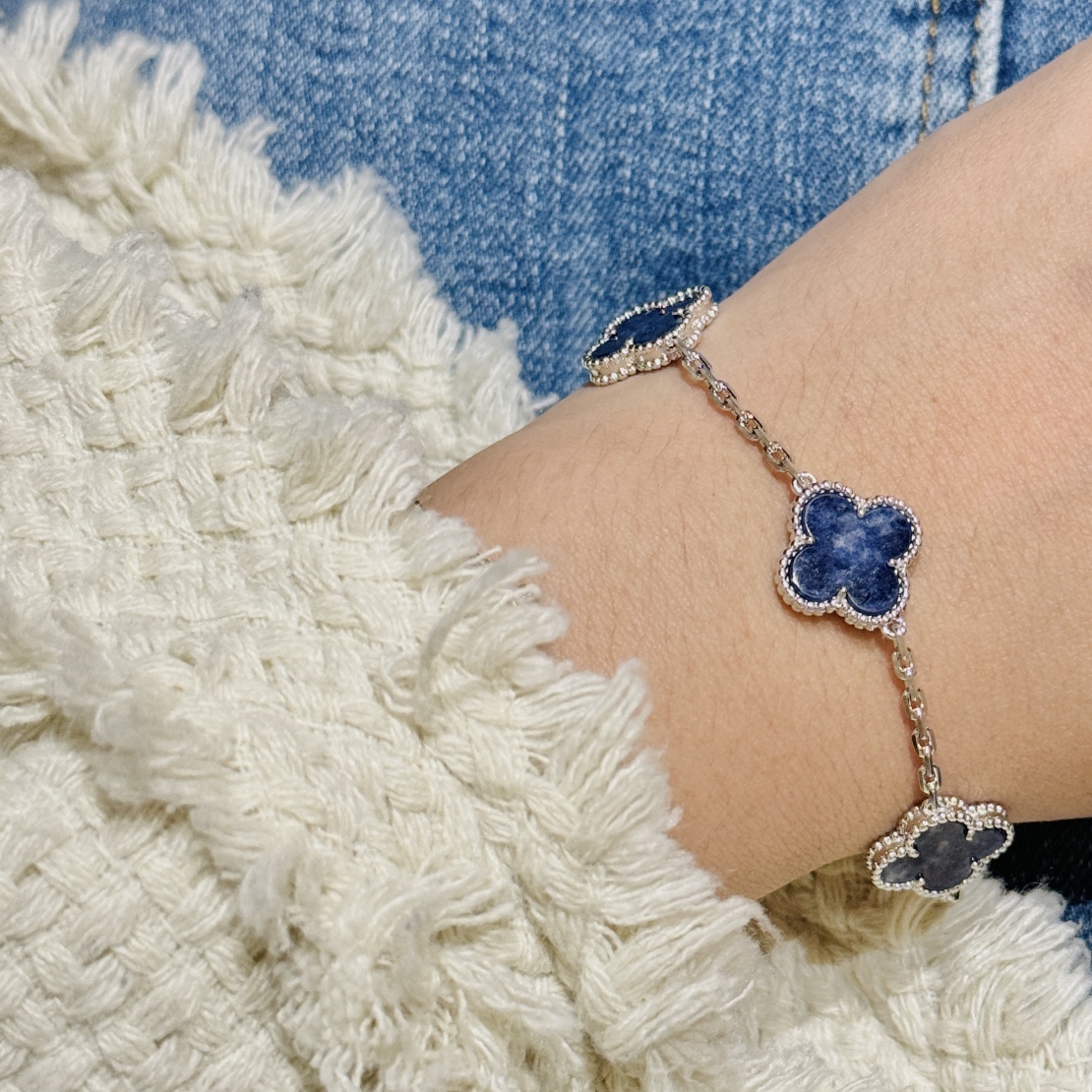 Four-leaf Clover Pietersite Bracelet Item No. 54040