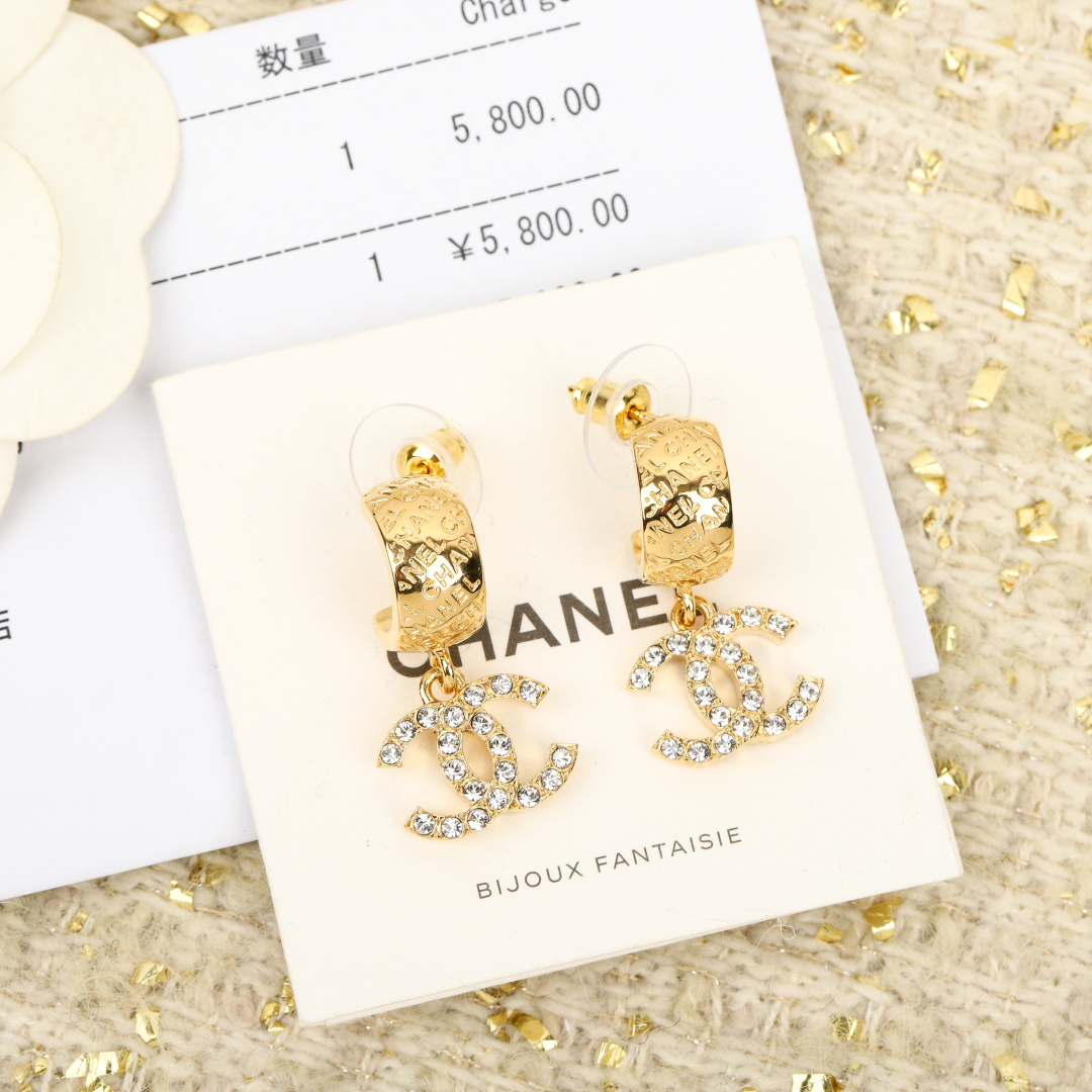 Letter Diamond Double C Earrings Item No.210418