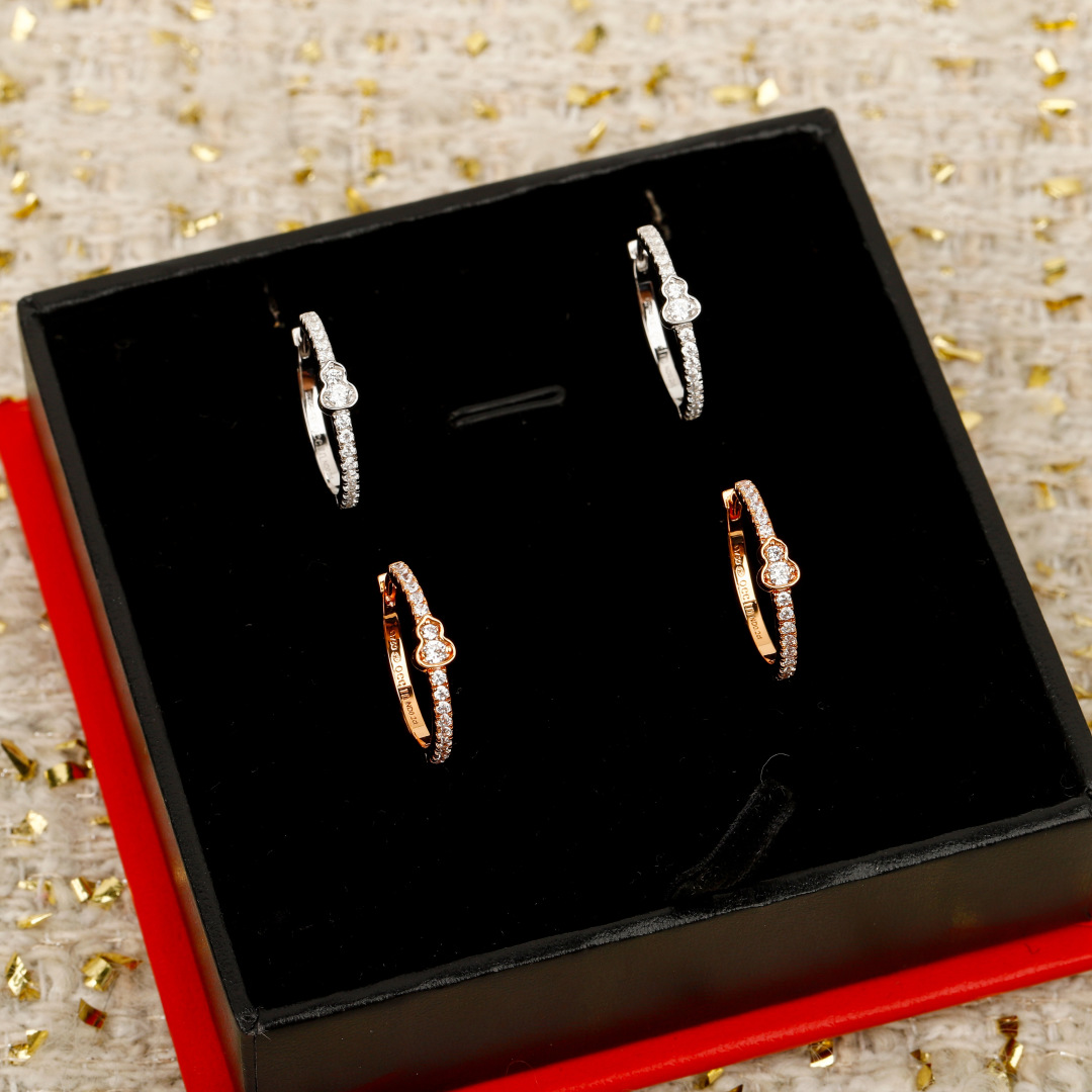 MINI Gourd Diamond Earrings Item No.250432
