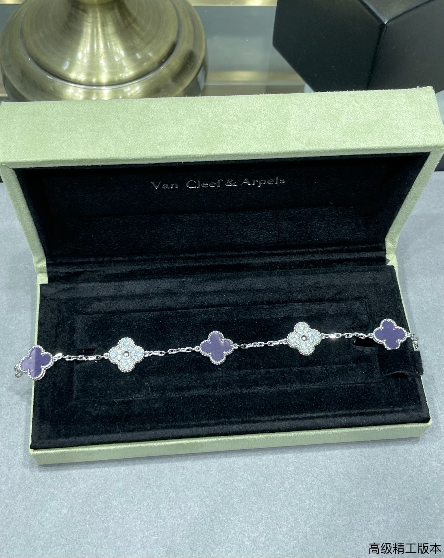 5-Leaf Clover Agate Bracelet Item No.40480