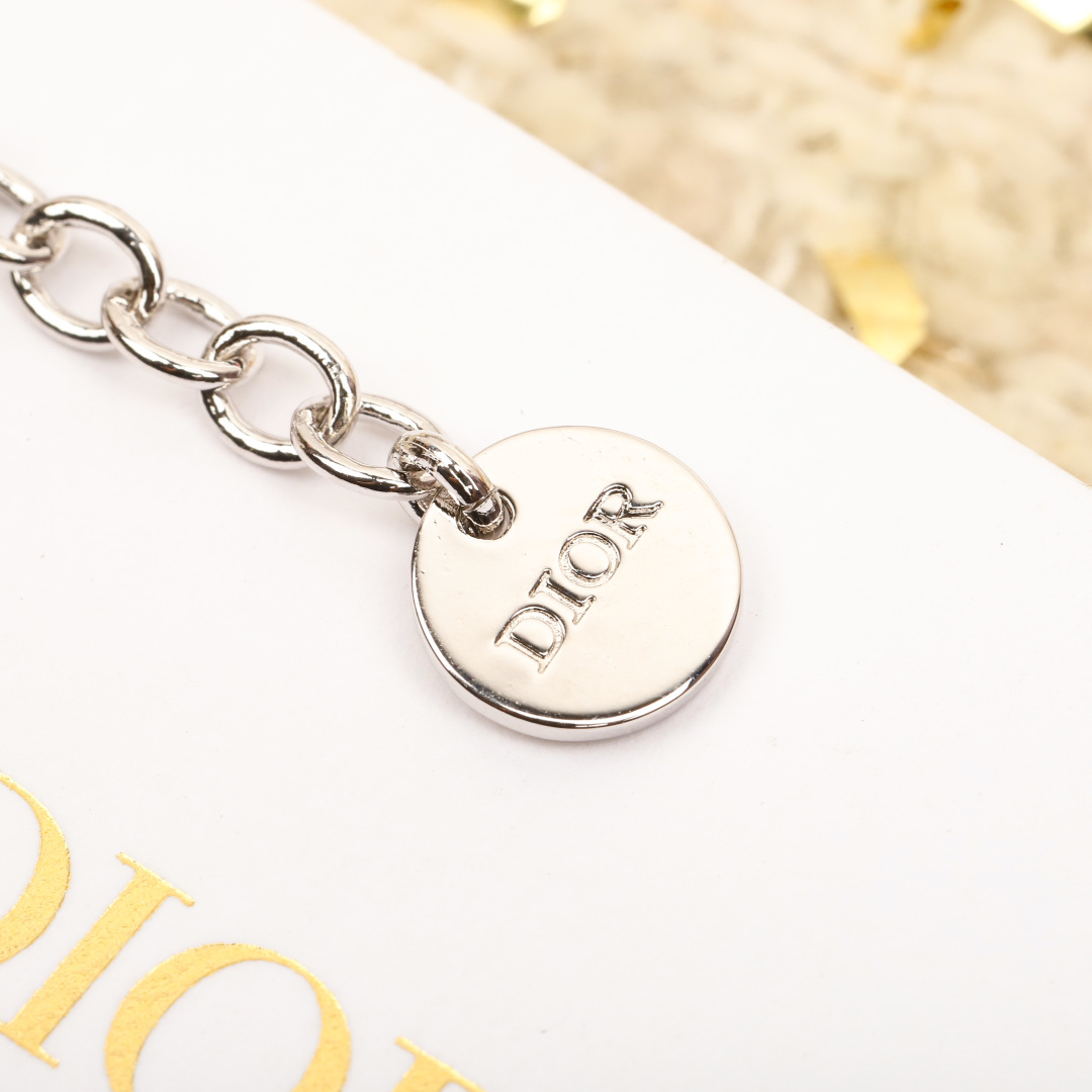 CD Diamond Bracelet Item No.208600
