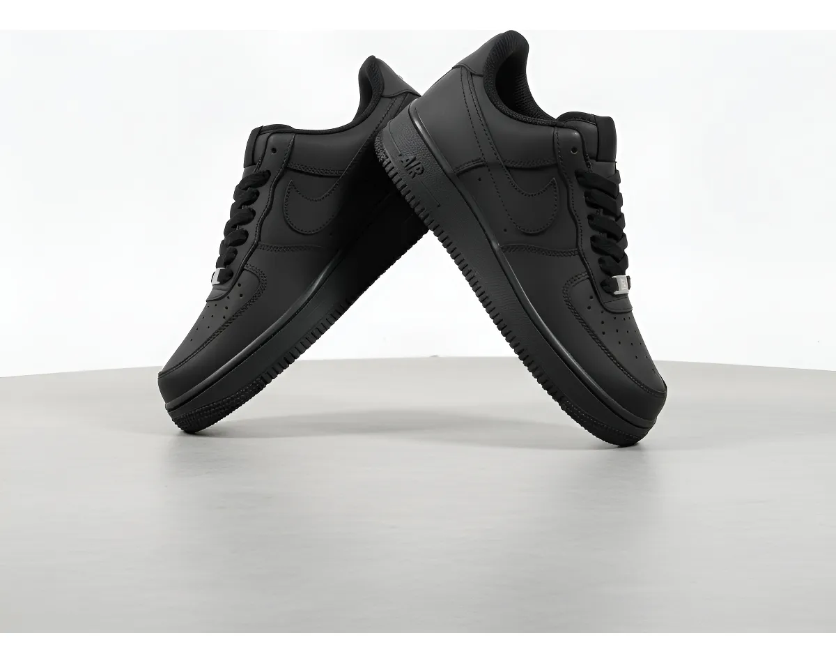 Nike Air Force 1 Black