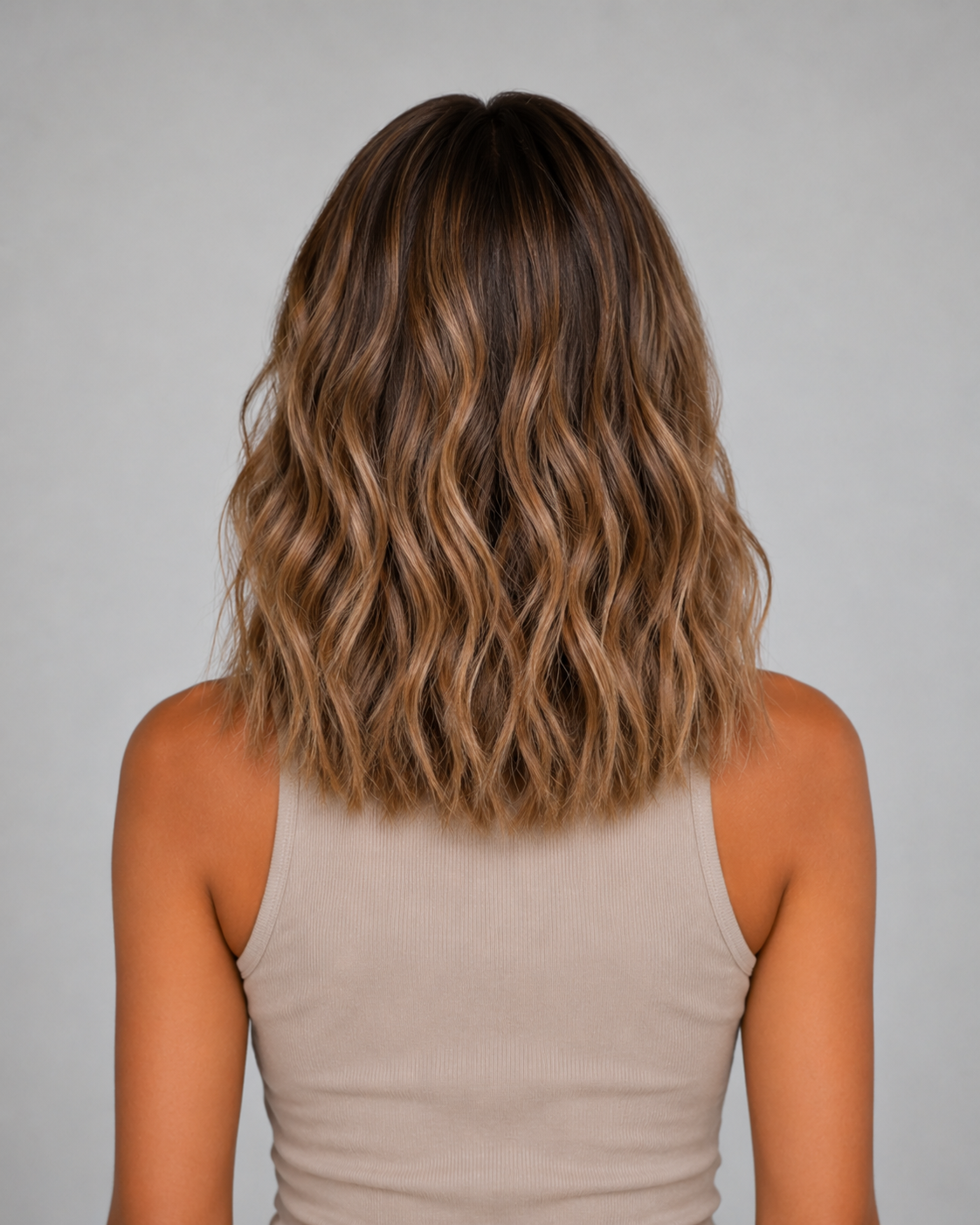 Mila – 1 Wavy Bob Wig | Bronde Balayage | Textured Beach Waves14”
