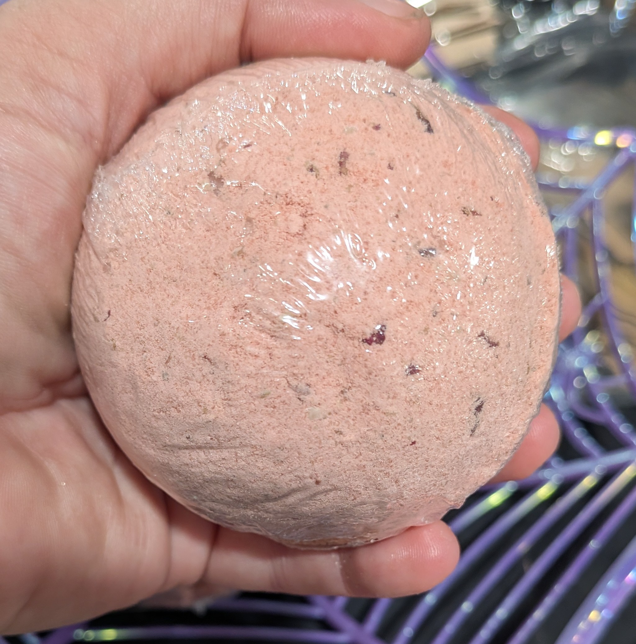 Calamine and Oats Bath Bomb