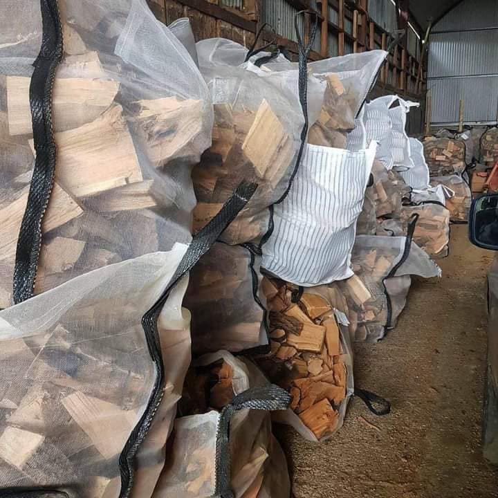 15 sacs de bois de bouleau 100% sec de 8 kg – 25cm