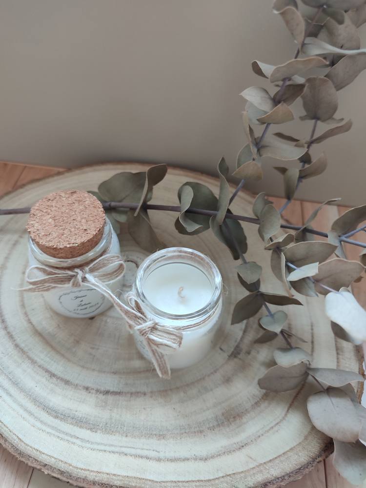 Mini-Bougies Parfumées Artisanales – L'Éclat de Votre Événement