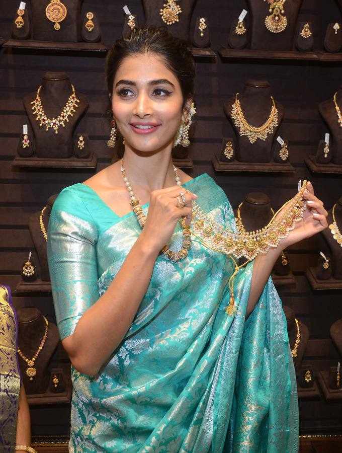 Elegant Blue Banarasi Silk Saree