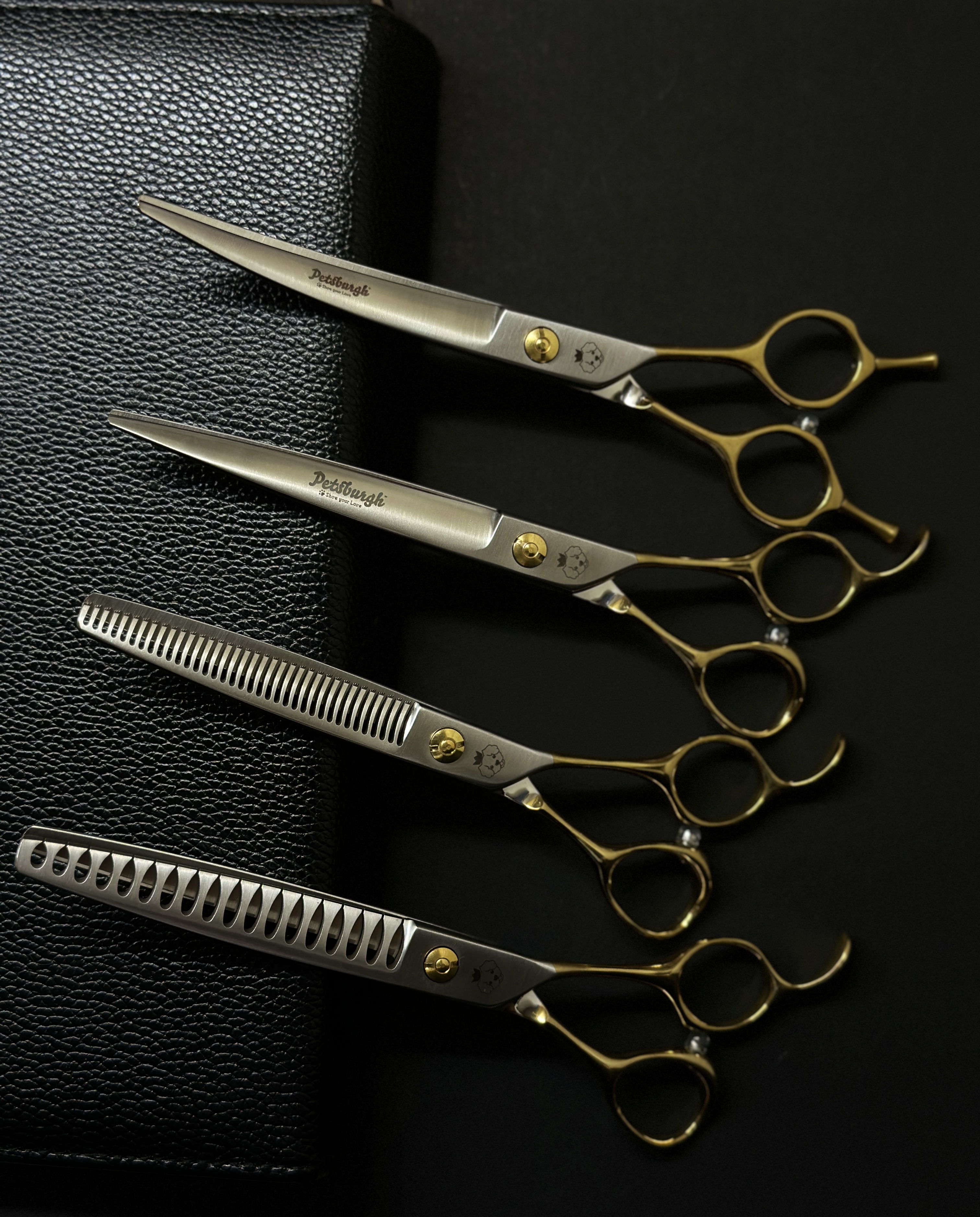 Mochi Pro Scissor Set – 7 Inch (Smooth Edge) by Petsburgh