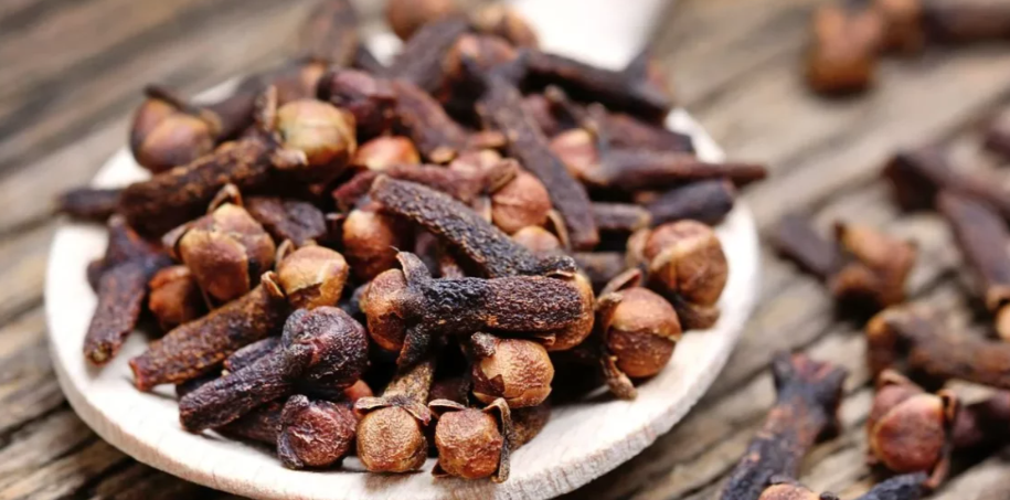 Whole Cloves