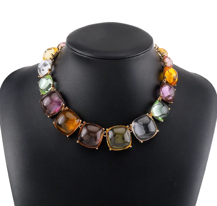 Multicolor Elegant Vintage Style Square Alloy Inlay Rhinestones Women's Necklace