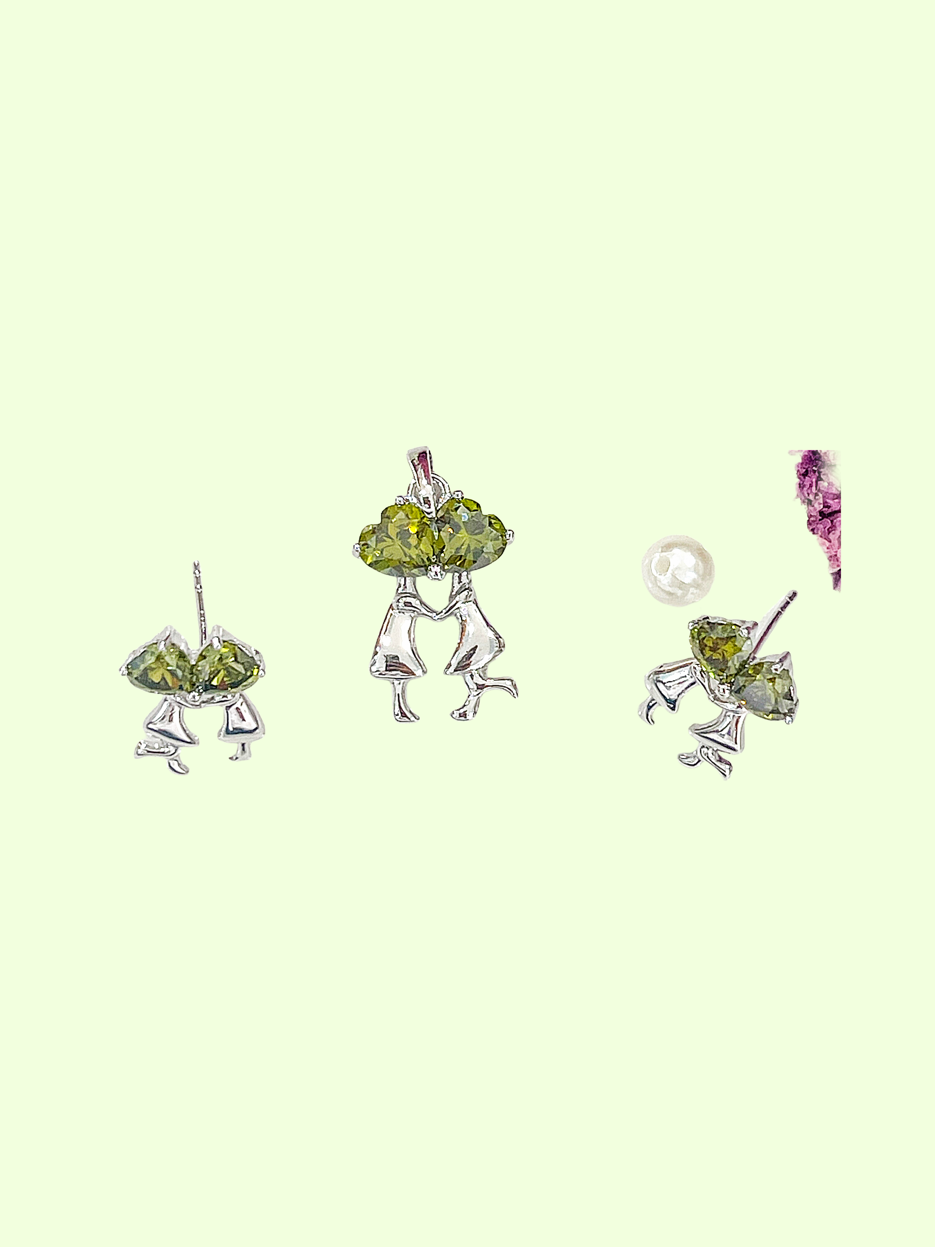 Green Gemstone Dancing Girl Jewelry Set
