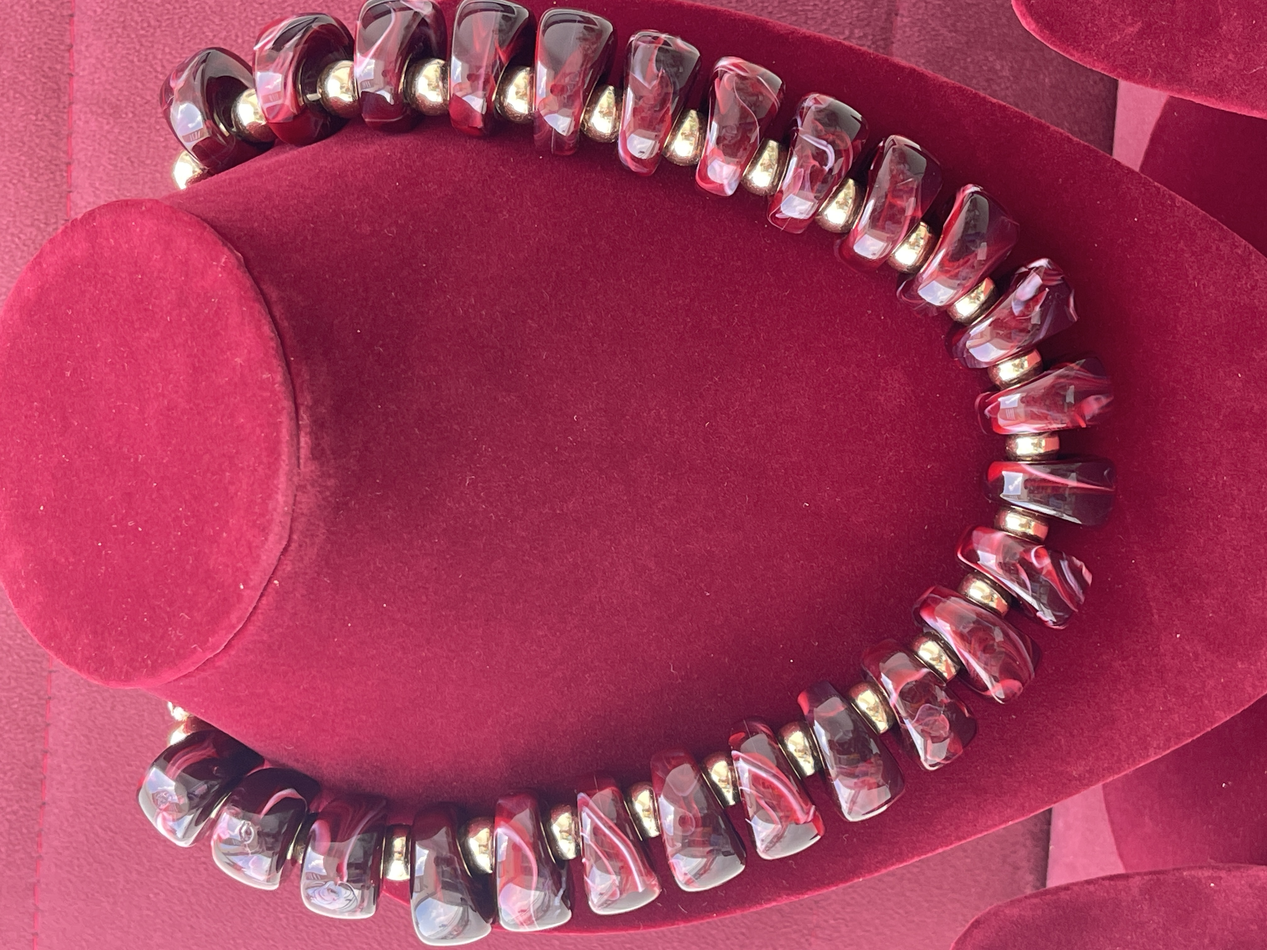 Elegant Garnet Geometric Bead Deep Red Necklace