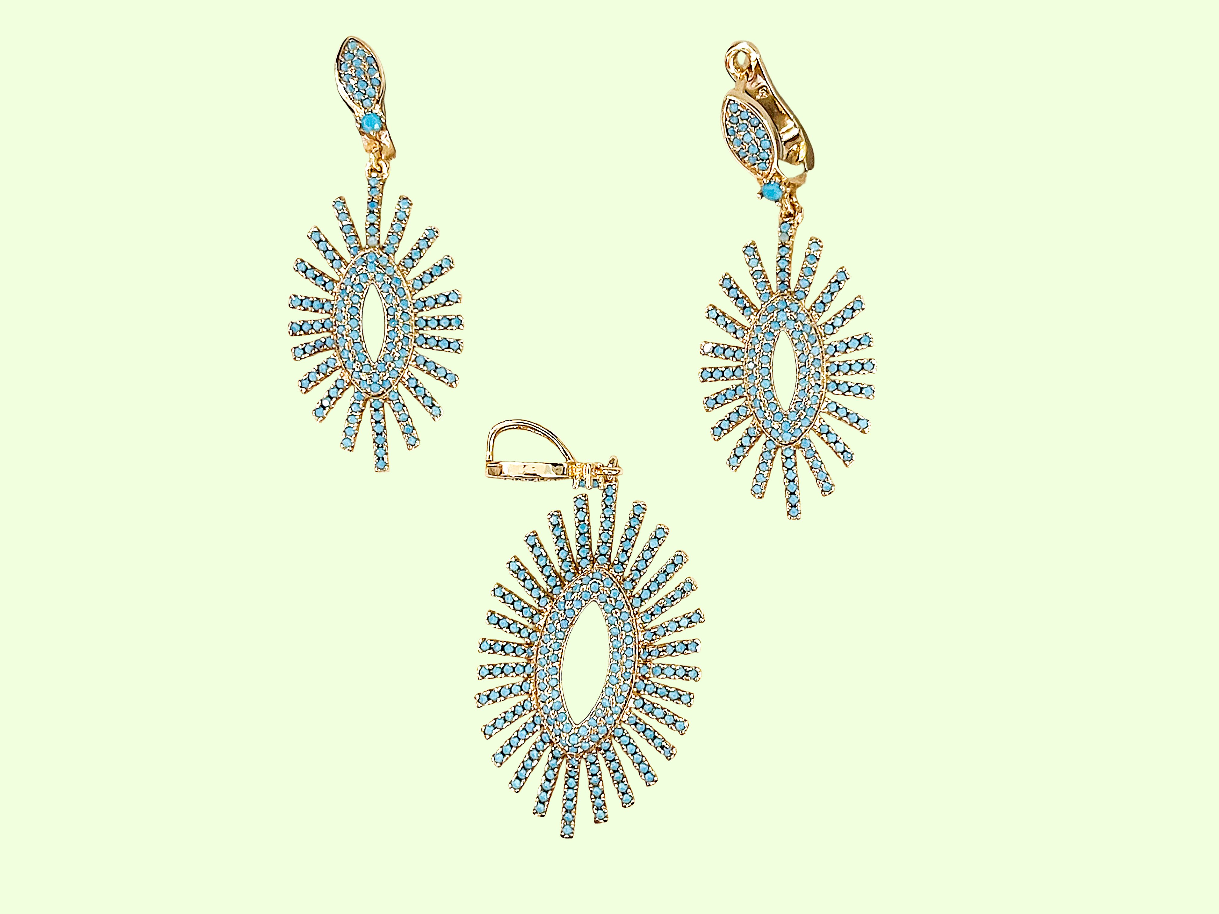 Elegant Sunburst Pendant with Earrings