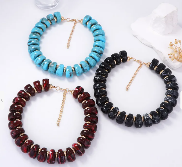 Elegant Garnet Geometric Bead Deep Turquoise Necklace
