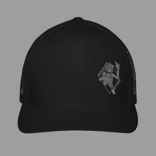 Closed-back trucker cap