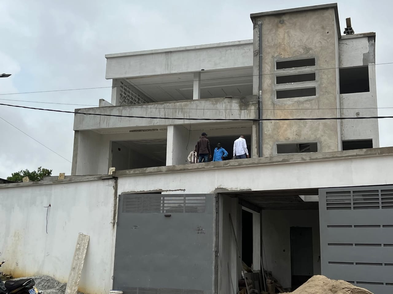 Villa triplex - Abatta