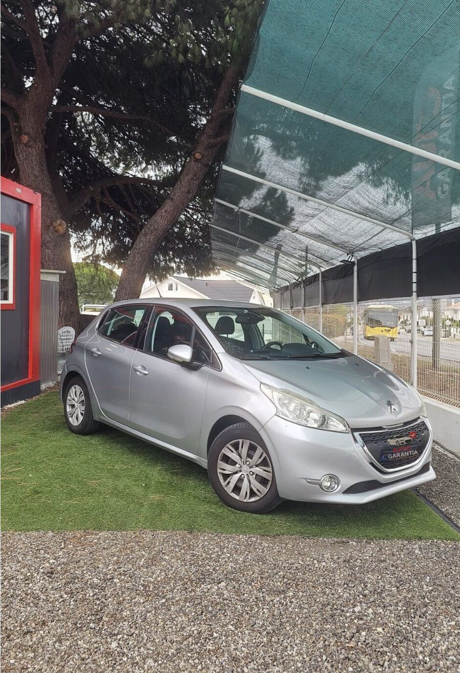 Peugeot 208 1.5 hdi