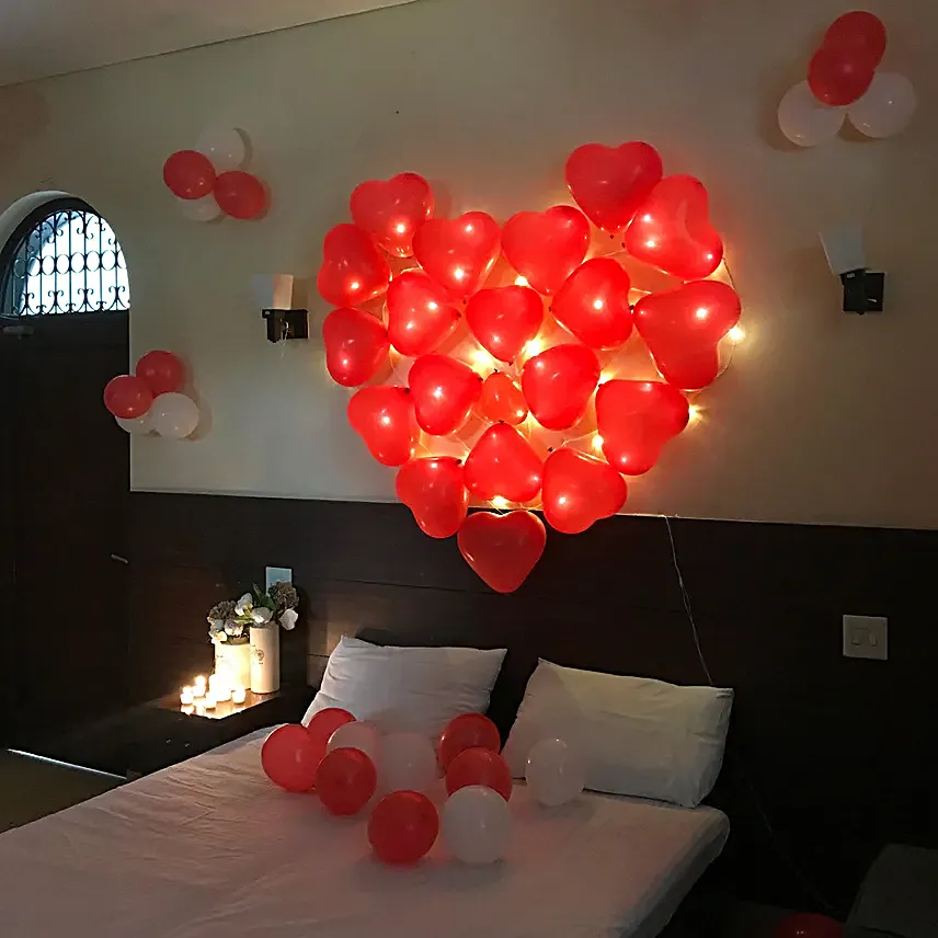 Romantic Heart Balloon Decoration